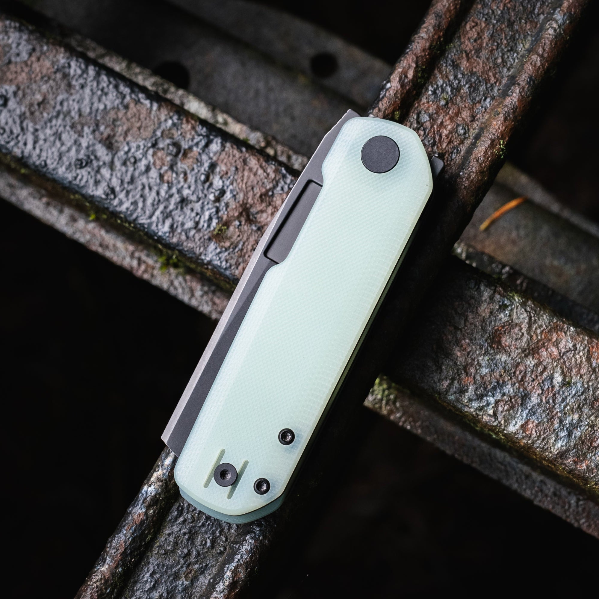 Avid 2 - Folding Knife - Vero Engineering
