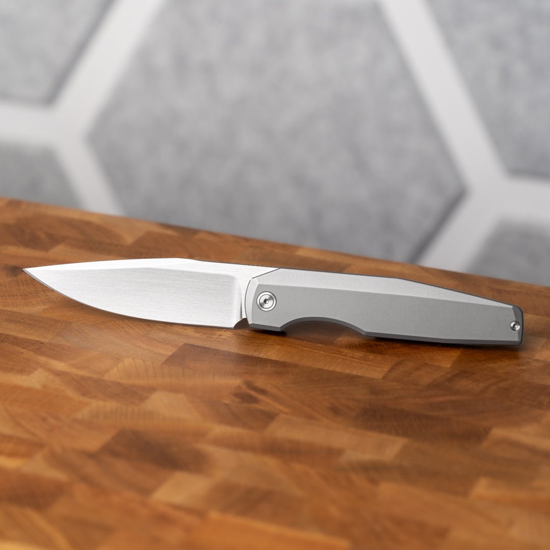Lux - Folding Knife - Vero Engineering